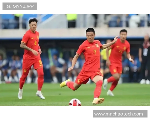 深圳足球队团队协作能力显著提升荣登全国足球团队协作排名新高